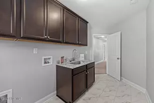 216 Weston Woods St, Raeford, NC 28376 - Photo 27