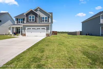 1818 Olde Towne Pointe Boulevard, Jacksonville, NC 28546 - Photo 11
