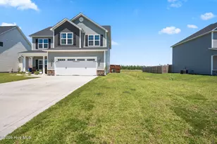 1818 Olde Towne Pointe Blvd, Jacksonville, NC 28546 - Photo 11