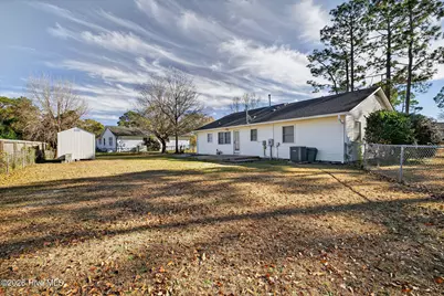 5201 Lord Tennyson Drive, Wilmington, NC 28405 - Photo 37