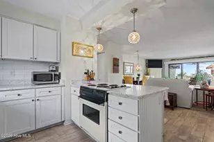 109 Teakwood Dr, Carolina Beach, NC 28428 - Photo 17