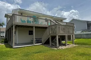 102 W Dobbs St, Atlantic Beach, NC 28512 - Photo 5