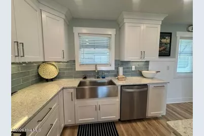 102 W Dobbs Street, Atlantic Beach, NC 28512 - Photo 33