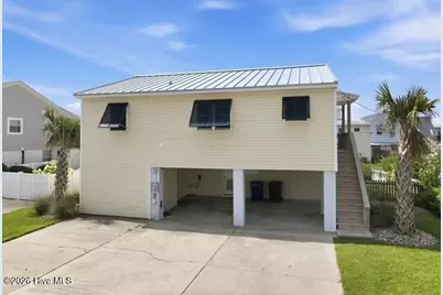 102 W Dobbs Street, Atlantic Beach, NC 28512 - Photo 3