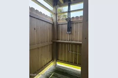 102 W Dobbs Street, Atlantic Beach, NC 28512 - Photo 9