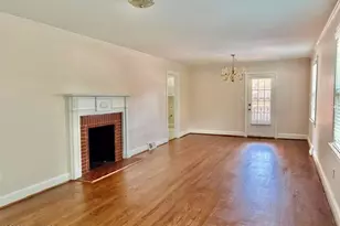 1000 Cameron Dr, Kinston, NC 28501 - Photo 7