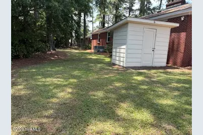 1000 Cameron Drive, Kinston, NC 28501 - Photo 3