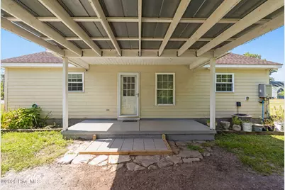 7100 Dale Avenue SW, Ocean Isle Beach, NC 28469 - Photo 17