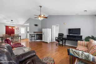 7100 Dale Ave SW, Ocean Isle Beach, NC 28469 - Photo 3