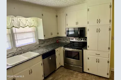 508 Main Street, Pollocksville, NC 28573 - Photo 5