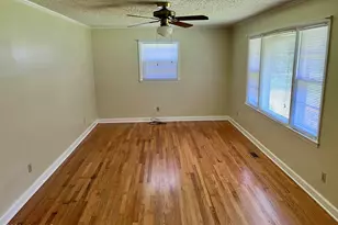 508 Main St, Pollocksville, NC 28573 - Photo 9