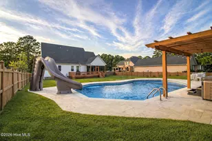 305 Holly Ln, Newport, NC 28570 - Photo 9