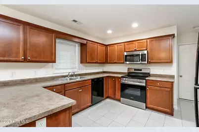 123 S Park Lane, Newport, NC 28570 - Photo 9