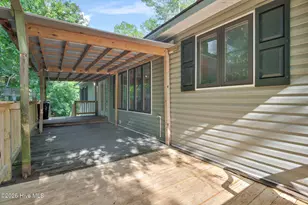 105 Whitestocking Ext, Burgaw, NC 28425 - Photo 3