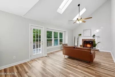 908 Eton Drive, Jacksonville, NC 28546 - Photo 15
