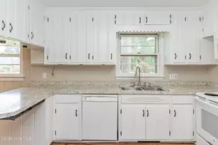 807 E Holly St, Goldsboro, NC 27530 - Photo 15