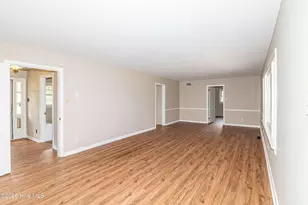 807 E Holly St, Goldsboro, NC 27530 - Photo 7