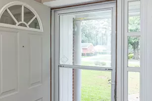 807 E Holly St, Goldsboro, NC 27530 - Photo 3