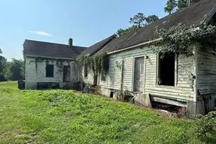 105 2nd St, Laurinburg, NC 28352 - Photo 3