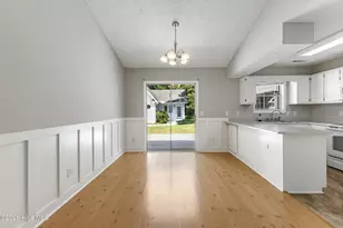 412 Dogwood Ln, Wilmington, NC 28409 - Photo 11