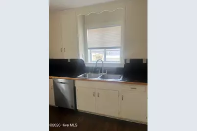 609 E 11th Street, Greenville, NC 27858 - Photo 13