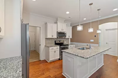 3219 Bay Winds Drive, Southport, NC 28461 - Photo 5