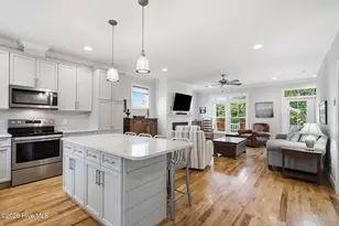 205 Tennessee Ave, Carolina Beach, NC 28428 - Photo 11