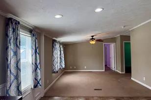 231 Oakwood Dr, New Bern, NC 28560 - Photo 7