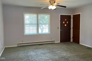 279 Longview Dr, Kinston, NC 28504 - Photo 9