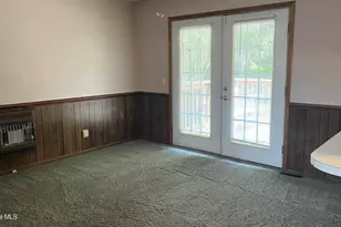 279 Longview Dr, Kinston, NC 28504 - Photo 17