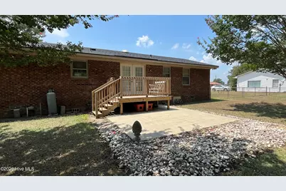 279 Longview Drive, Kinston, NC 28504 - Photo 7
