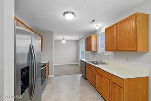 152 Settlers Cir, Jacksonville, NC 28546 - Photo 11