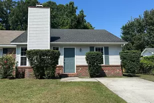 104 Glenside Ct, Piney Green, NC 28544 - Photo 1