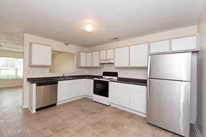 1405 Timberlake Trail, Jacksonville, NC 28546 - Photo 11