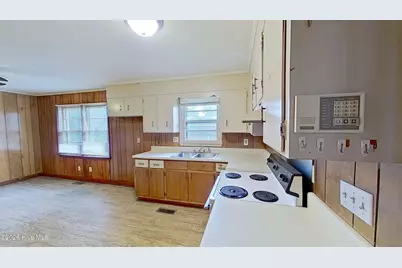 209 Sycamore Street, Kenansville, NC 28349 - Photo 9