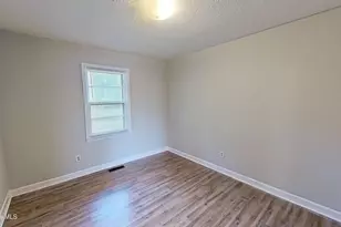 209 Sycamore St, Kenansville, NC 28349 - Photo 11