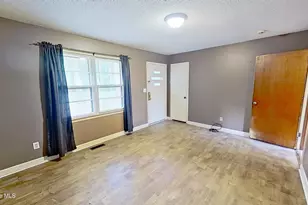 209 Sycamore St, Kenansville, NC 28349 - Photo 3