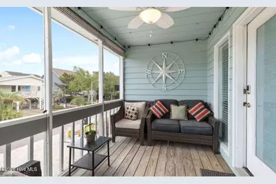 422 32nd Street, Sunset Beach, NC 28468 - Photo 3