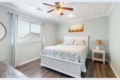 422 32nd Street, Sunset Beach, NC 28468 - Photo 21
