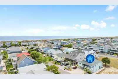 422 32nd Street, Sunset Beach, NC 28468 - Photo 3