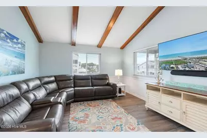 422 32nd Street, Sunset Beach, NC 28468 - Photo 5