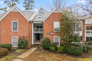 1001 Kingswood Dr, Chapel Hill, NC 27514 - Photo 1