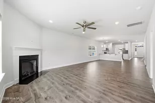 903 Eakins Ln, Richlands, NC 28574 - Photo 3