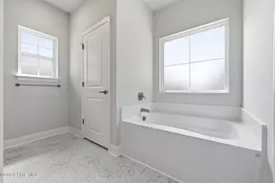903 Eakins Ln, Richlands, NC 28574 - Photo 15