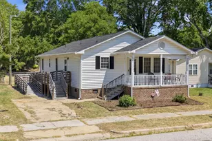 810 E St John St, Tarboro, NC 27886 - Photo 3