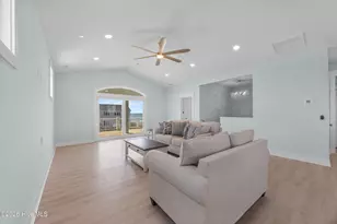 24 Porpoise Pl, North Topsail Beach, NC 28460 - Photo 7