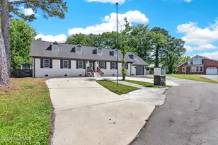 107 Boatswain Dr, New Bern, NC 28562 - Photo 5