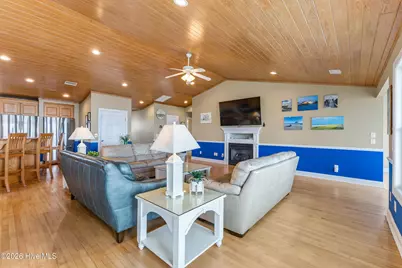 407 Ocean Boulevard W, Holden Beach, NC 28462 - Photo 13