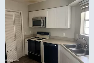 2936 Mulberry Lane #B, Greenville, NC 27858 - Photo 3