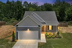 124 Carissa Dr, Smithfield, NC 27577 - Photo 1